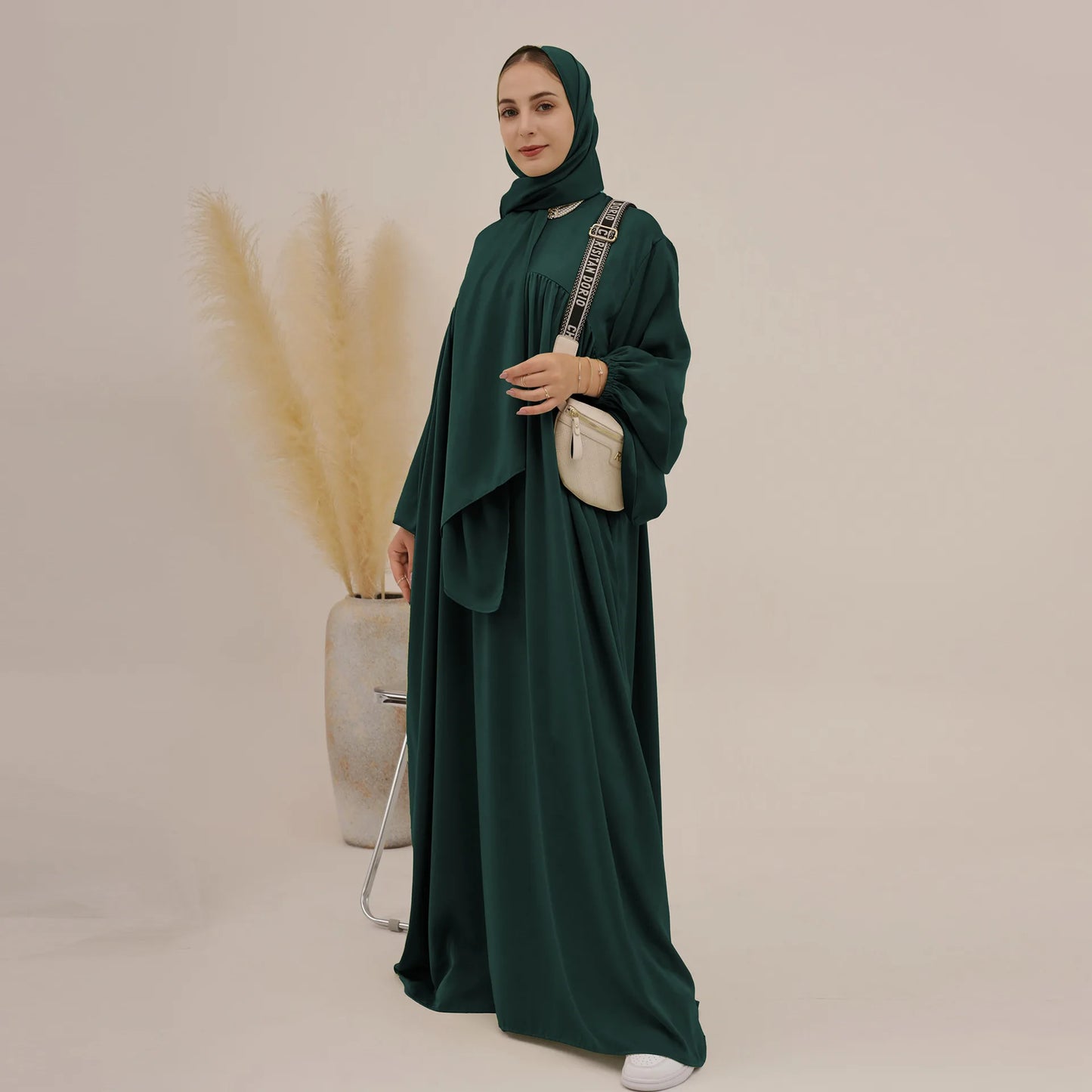 Elegant Islamic Plain Abaya with Hijab for Women - Perfect for Ramadan and Eid